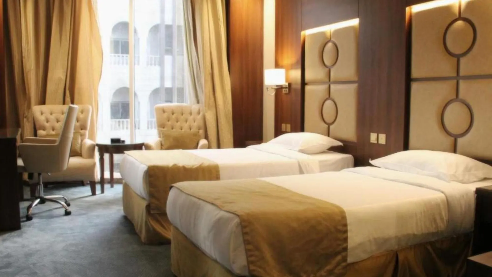 Sunday Harbour Gateway Jeddah Beach Formerly Vivid Plaza Hotel