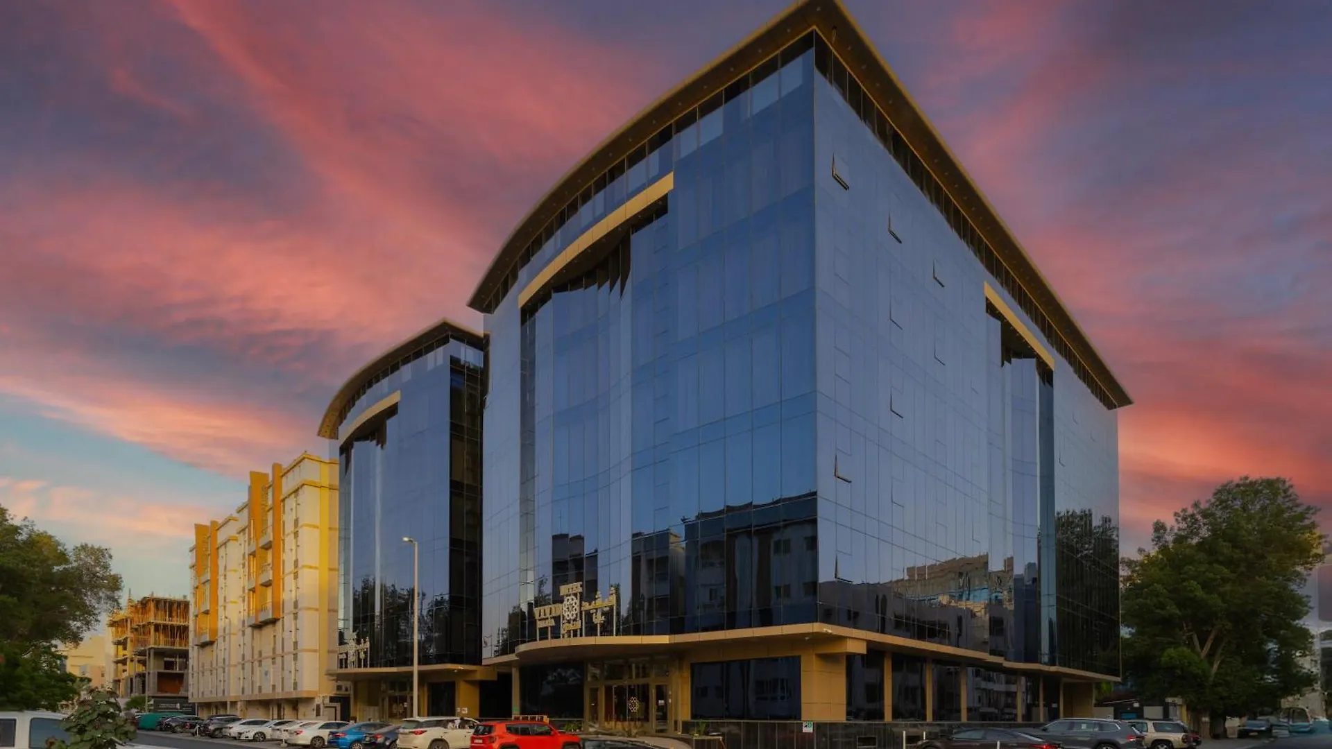 Sunday Harbour Gateway Jeddah Beach Formerly Vivid Plaza Hotel