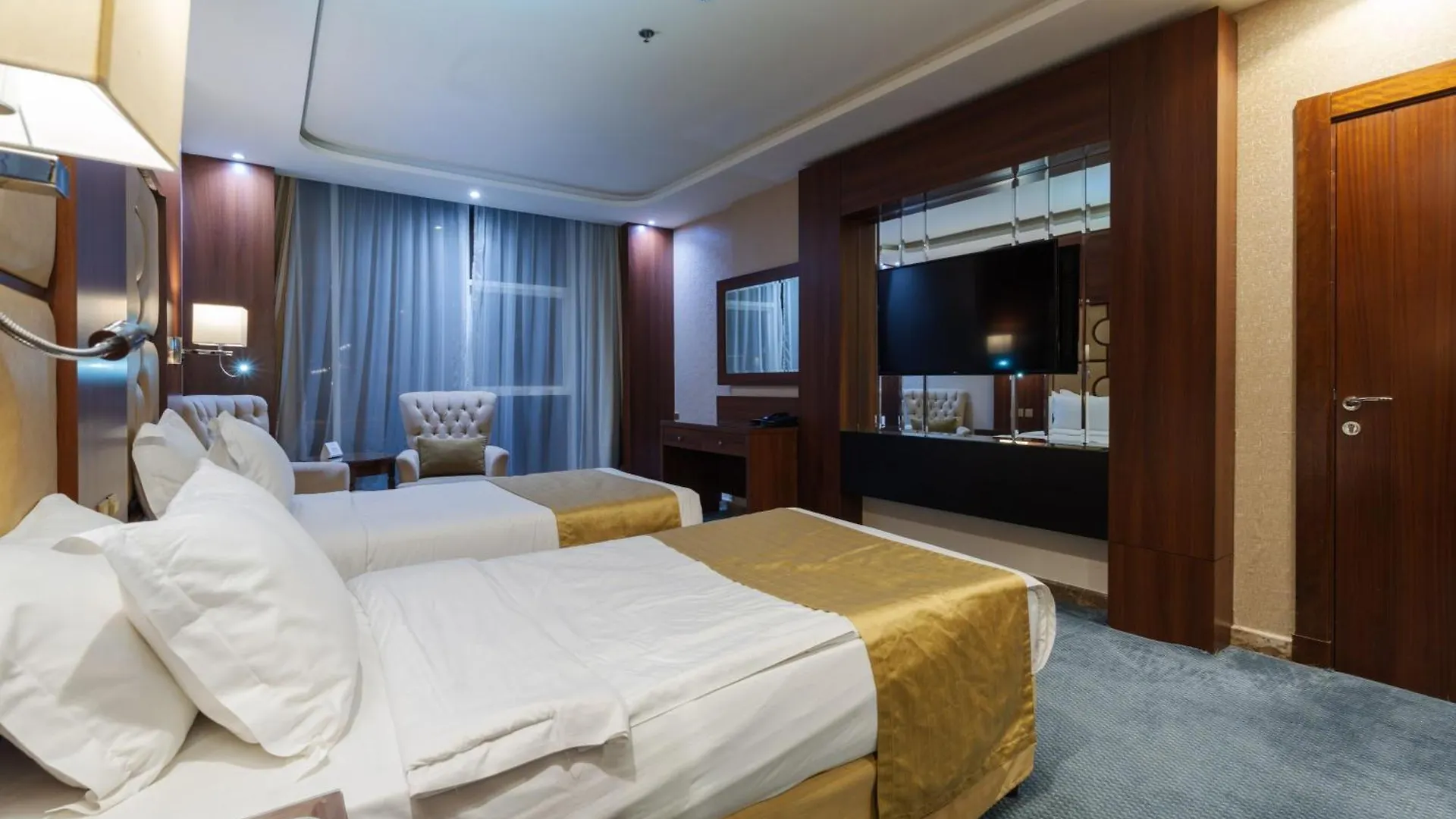 Sunday Harbour Gateway Jeddah Beach Formerly Vivid Plaza Hotel Saudi Arabia