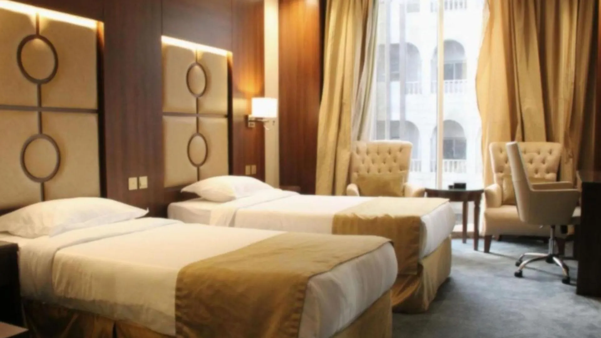 Sunday Harbour Gateway Jeddah Beach Formerly Vivid Plaza Hotel