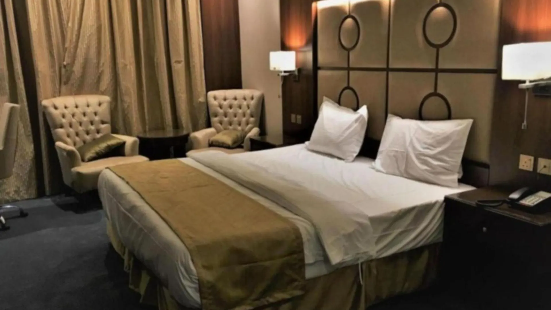 Sunday Harbour Gateway Jeddah Beach Formerly Vivid Plaza Hotel